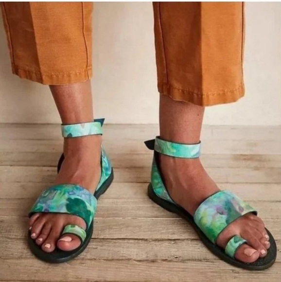 NIB Free People Sun Peaks Sandal in Peacock Monarch - Picture 2 of 7